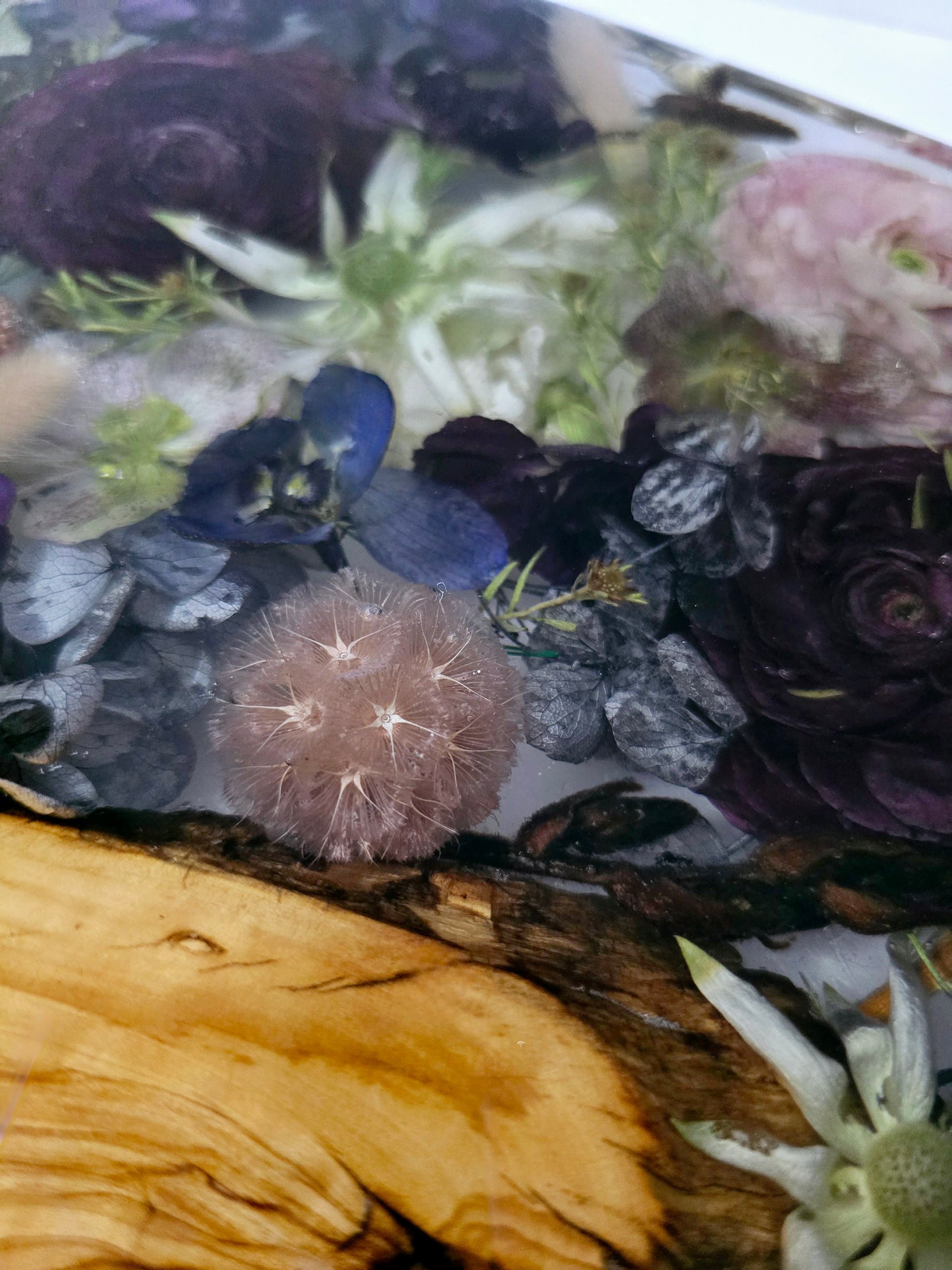 Flower Board with Olivewood