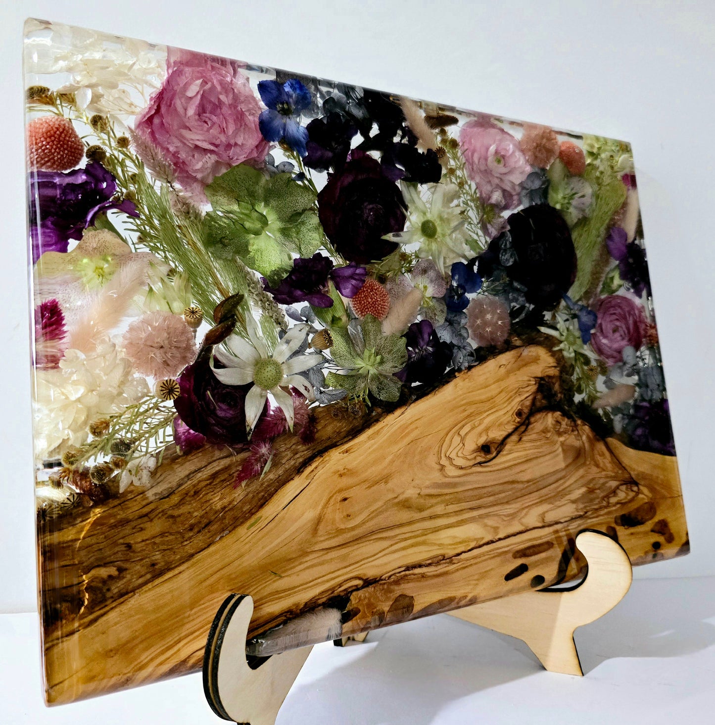 Flower Board with Olivewood